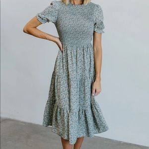 *NWT* Skylar Smocked Midi Dress